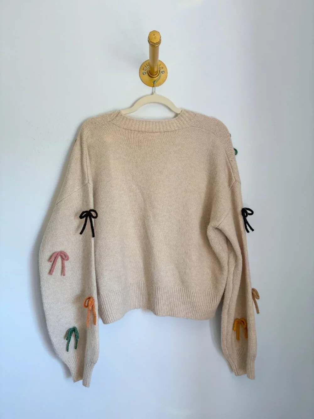 Entro Bow Detail Cardigan 🎀 | Neutral Knit w/ Colorful Bows (M) - Picture 5 of 5